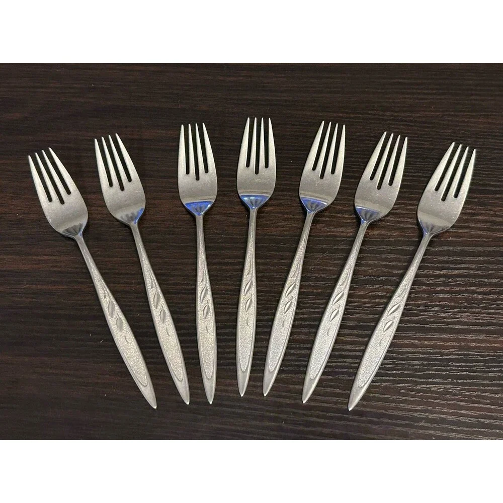 7 Oneida Royal Harvest Salad Forks William A Rogers Premier Stainless Vintage